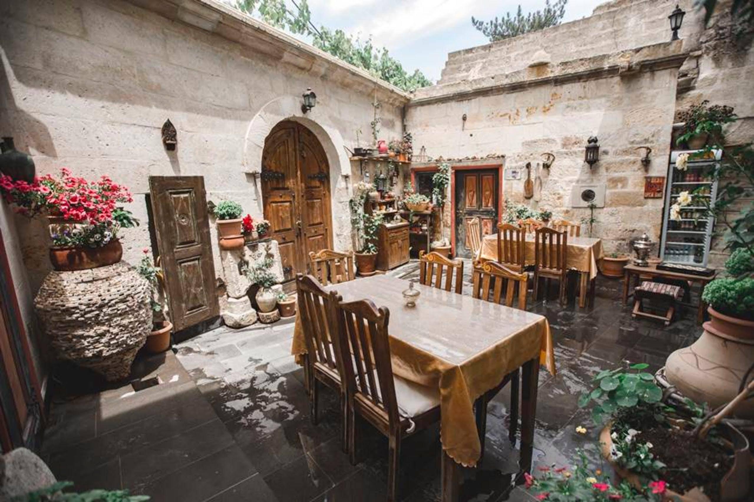 Kardesler Cave Hotel Urgup Exterior photo